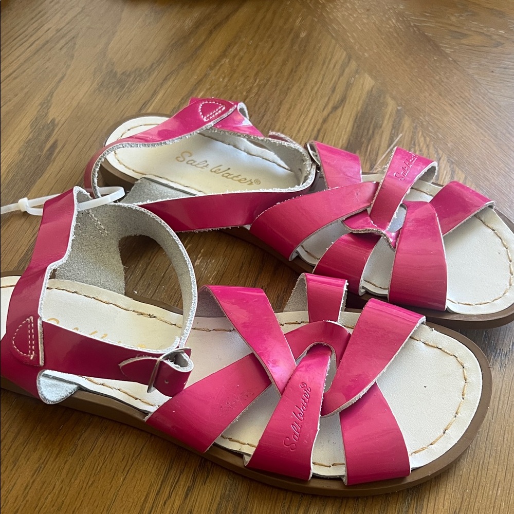Salt Water Pink Strappy Sandals size 6 NWT
